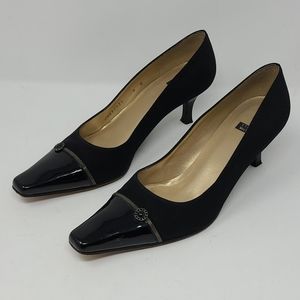 Stuart Weitzman Kitten Heel Pointed Black Size 8B